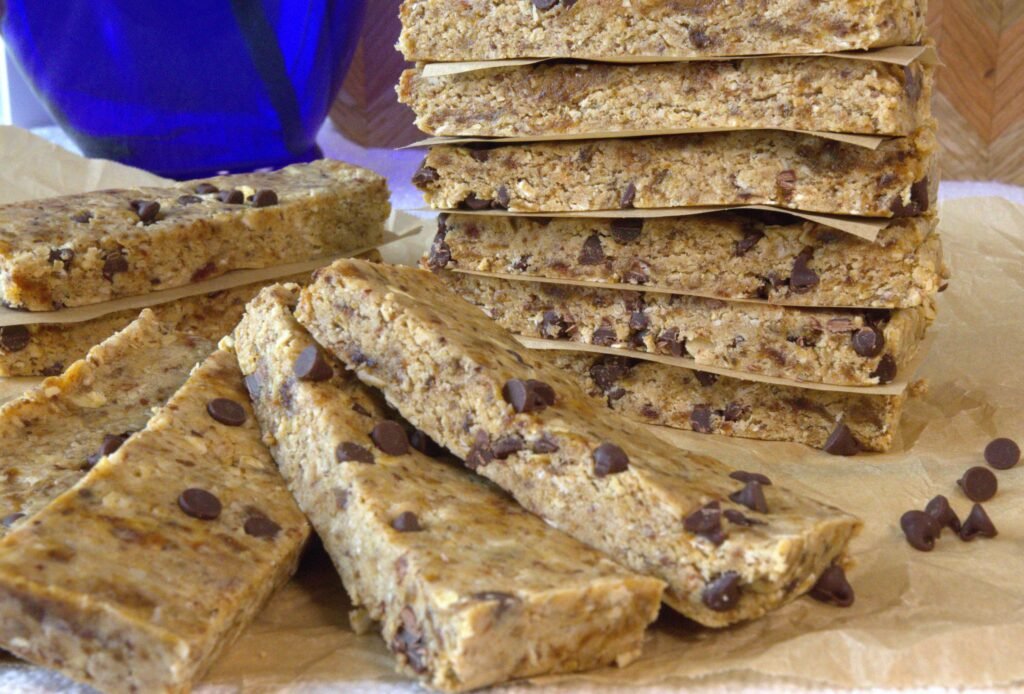 Homemade Chocolate Chip Clif Bars