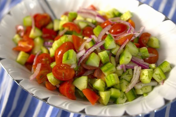 Tomato-and-cucumber-saled-